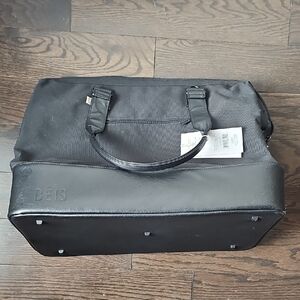 BEIS The Weekender In Black